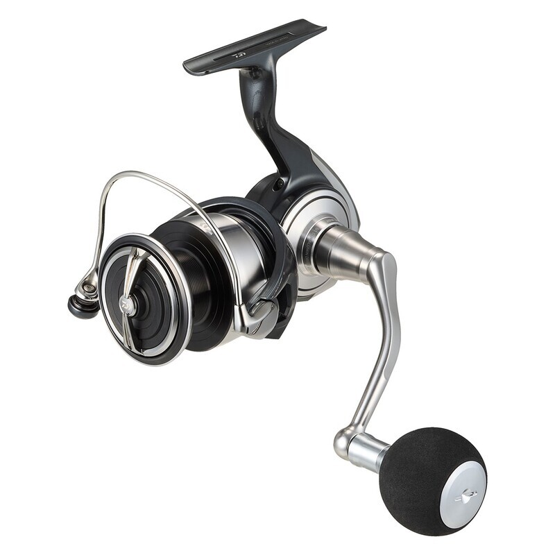 Daiwa 24 CERTATE SW 5000-P Spinning Reel Ship from Japan New
