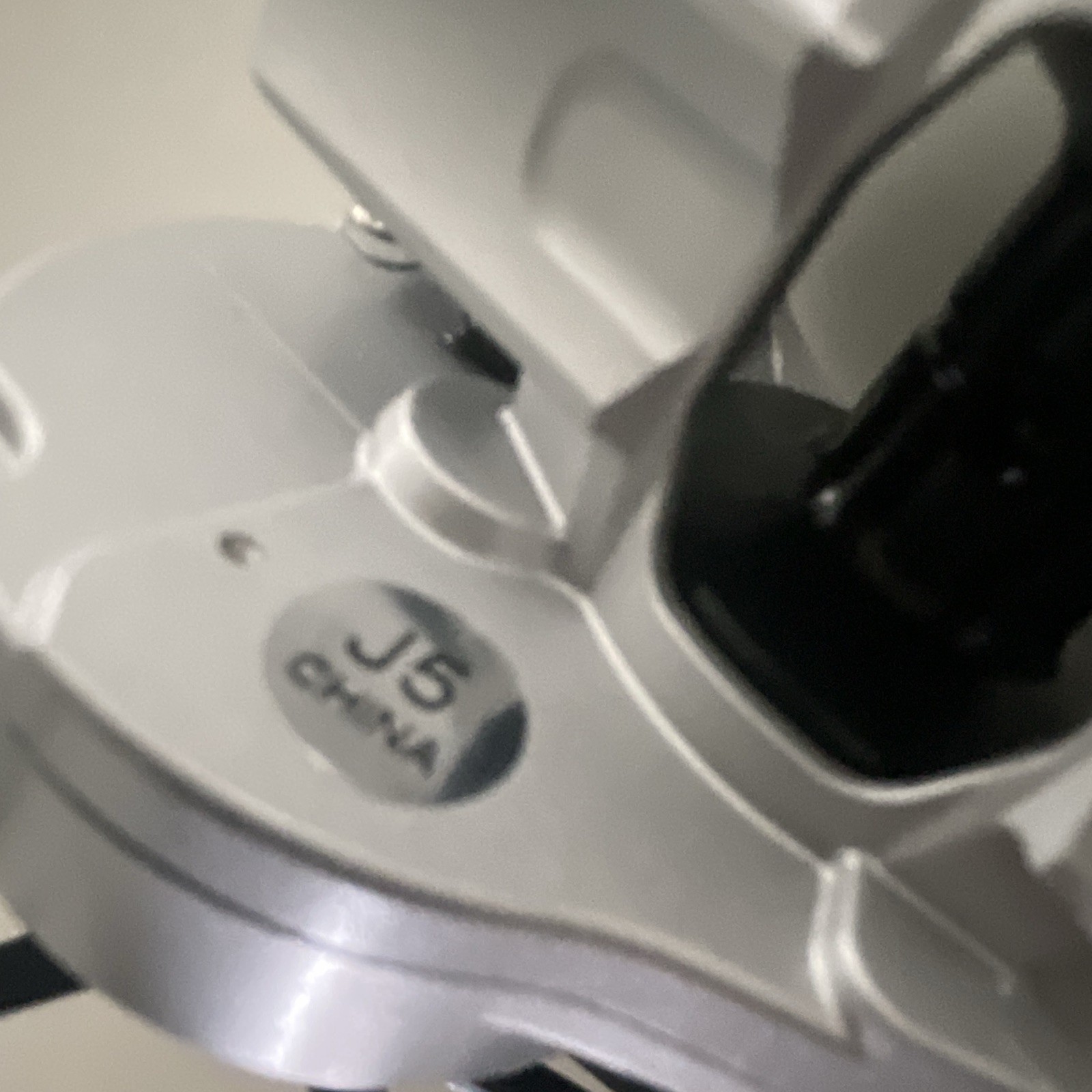 Lew’s MC-1 Baitcast Reel 7.5:1 Right-Hand 5BB 15lb Drag Silver/Black
