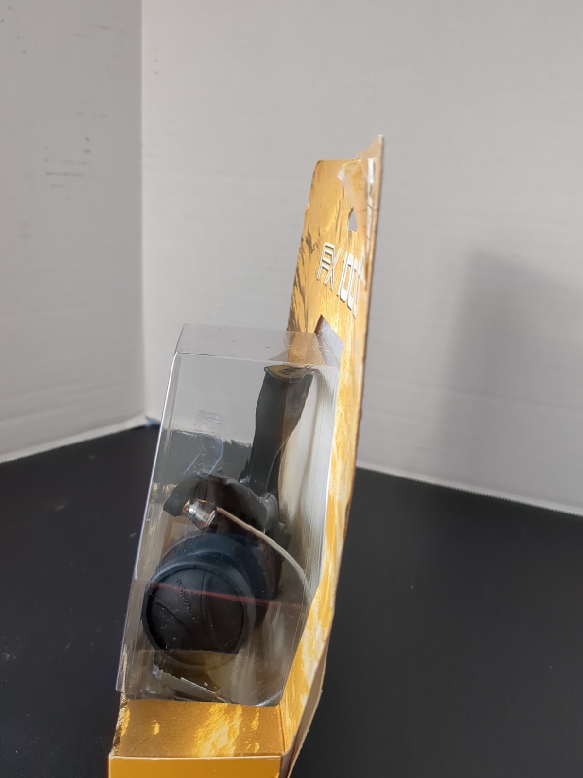Shimano FX 1000 Fishing Rod Reel Vintage NOS Gold Open Face