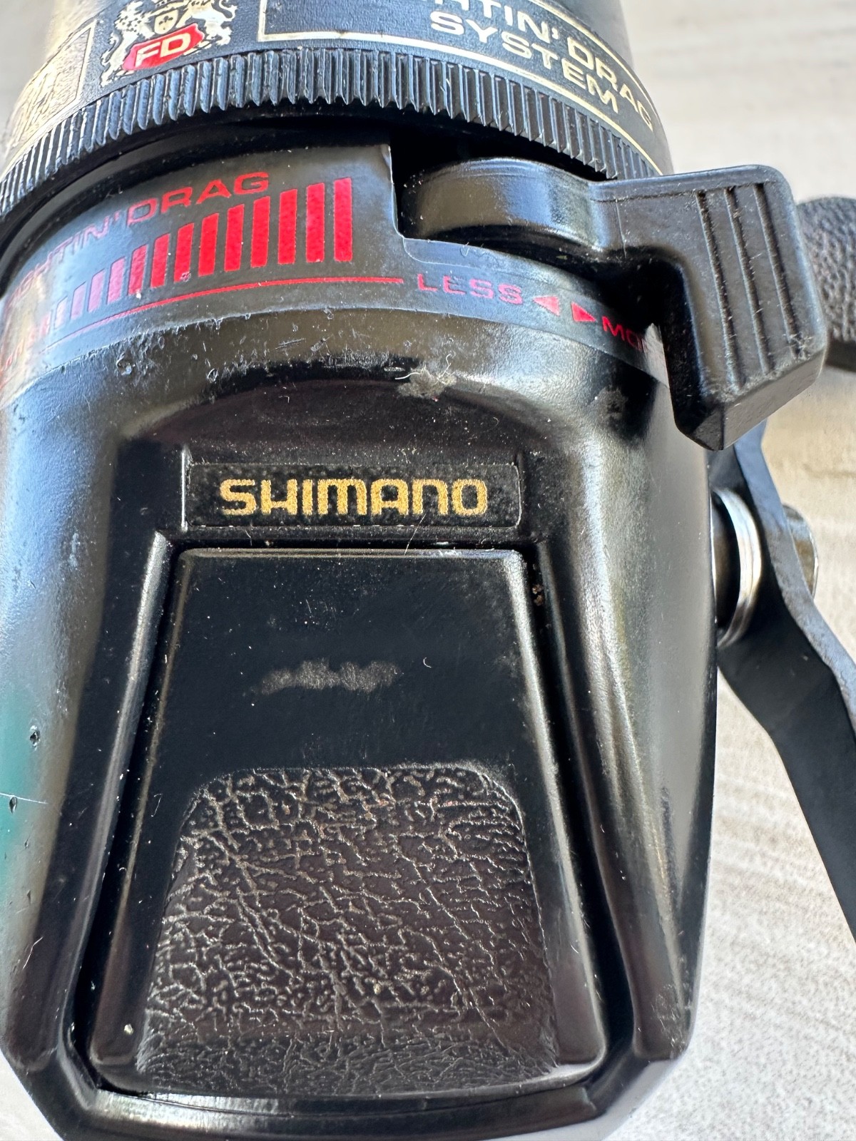 Shimano „102 PLUS“ Closed Face Spincast Reel-Adjustable & „Fightin‘ Drag“-Japan