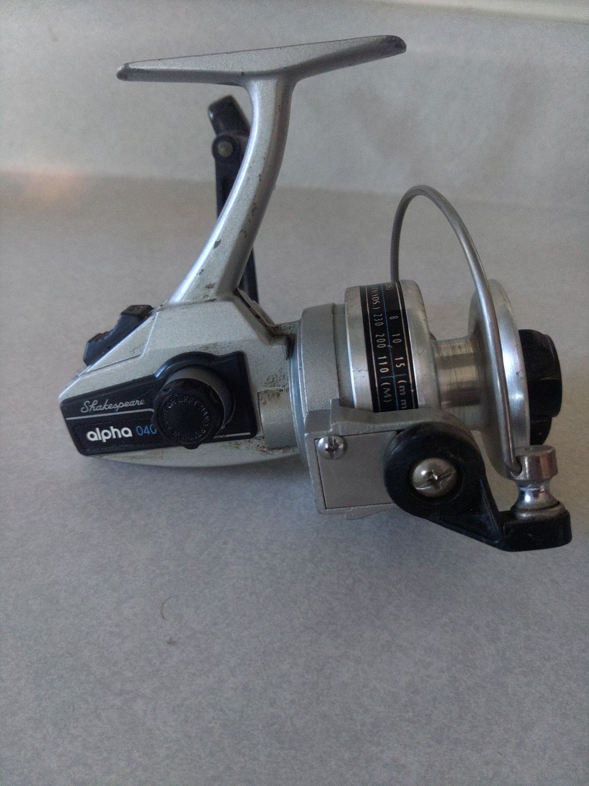 Shakespeare Alpha 040 2100B Series Spinning Fishing Reel.