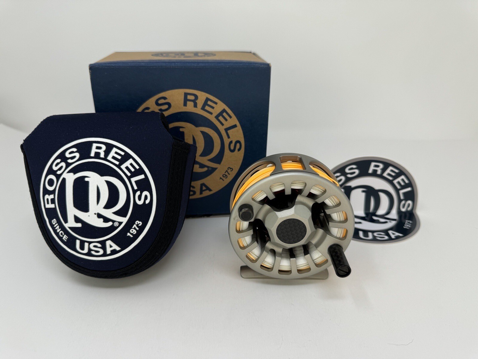 Ross F1 Series 1.5 Reel Silver Guide Finish w 4 wt. Line Box Paperwork Soft Case