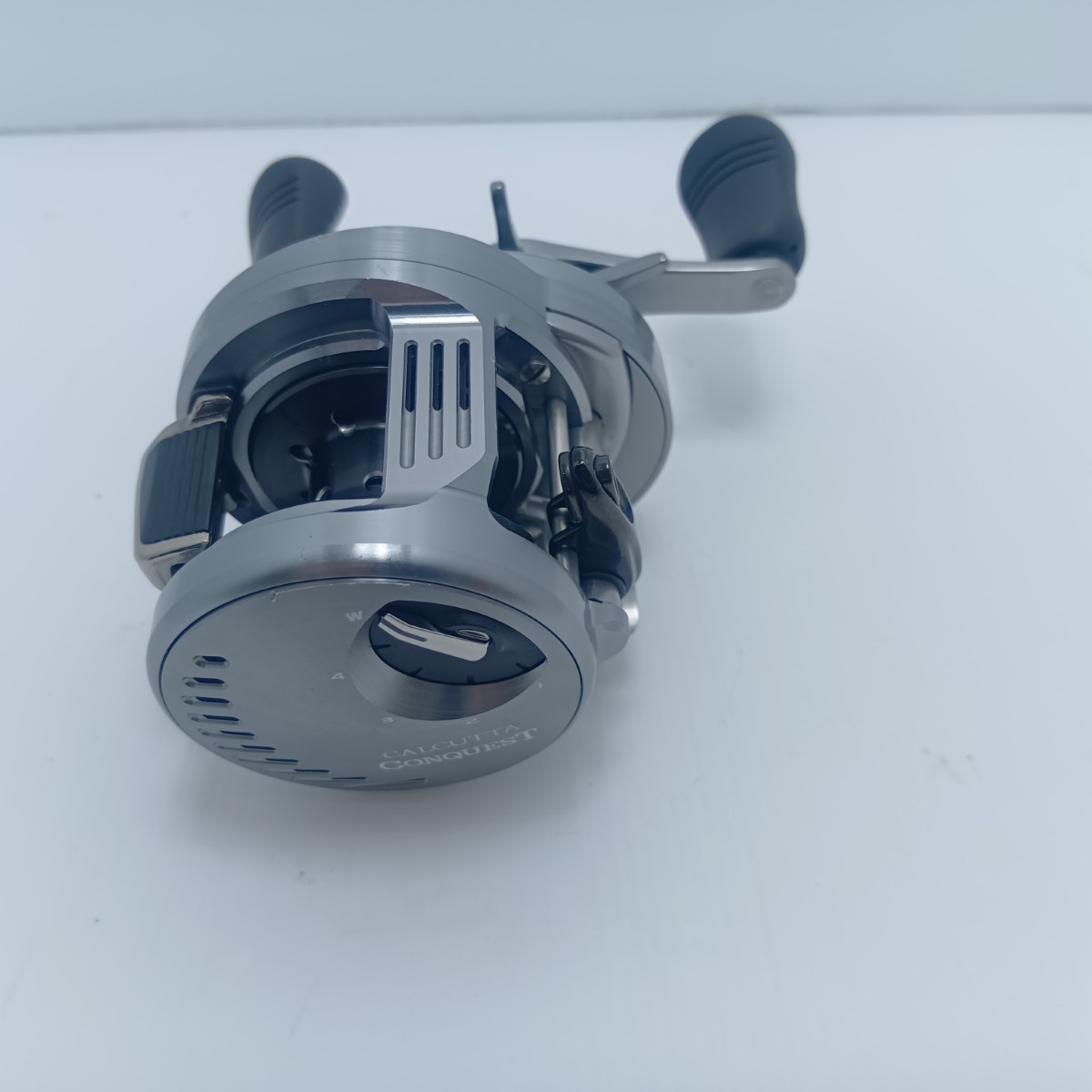 SHIMANO Calcutta Conquest DC 201HG Condition B 04040