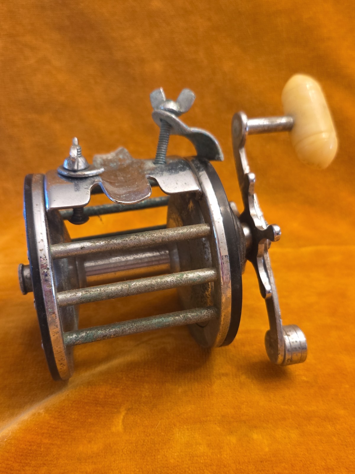 Vintage Penn Long Beach No 67 Saltwater Fishing Reel Made In USA Smooth Works