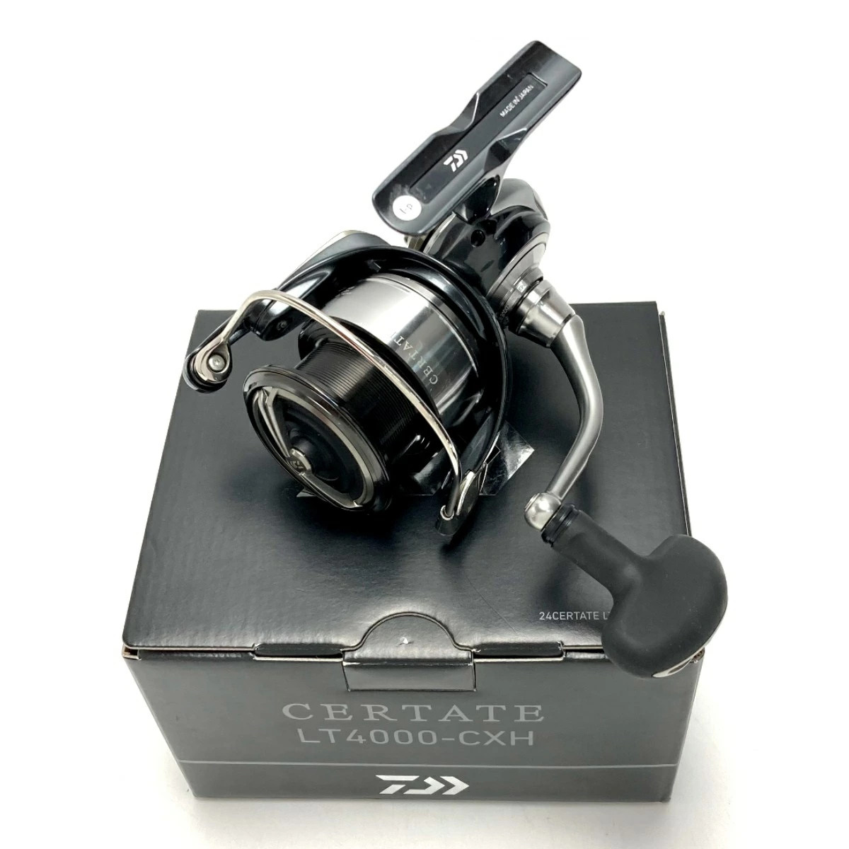 Daiwa Certate LT4000-CXH Spinning Reel 12kg Drag 235g B Grade with Box