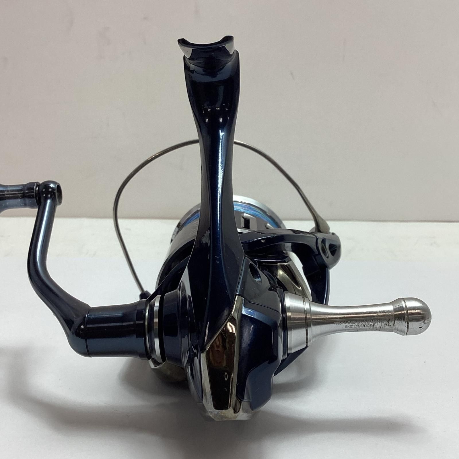 SHIMANO 21 Twin Power XD 4000XG Reel Stand Included