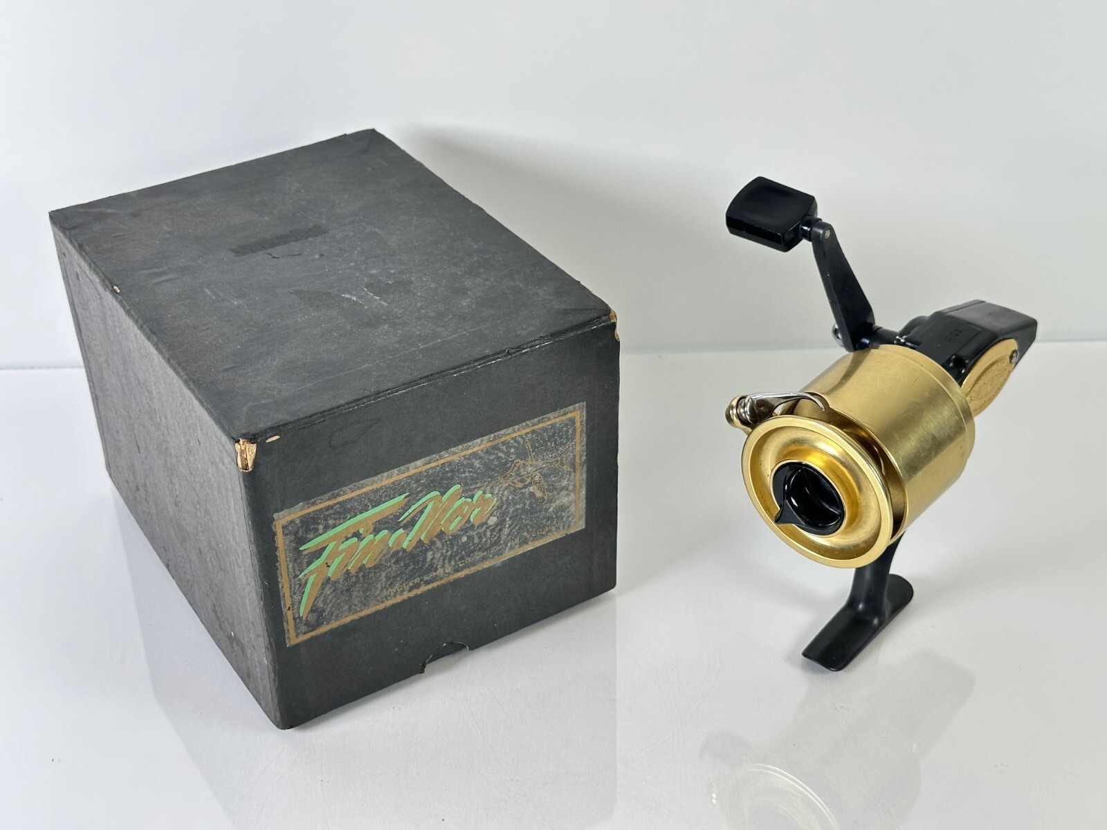 FIN-NOR GOLD No. 3 Right Handle Reel Rare Fly Fishing w/ Box