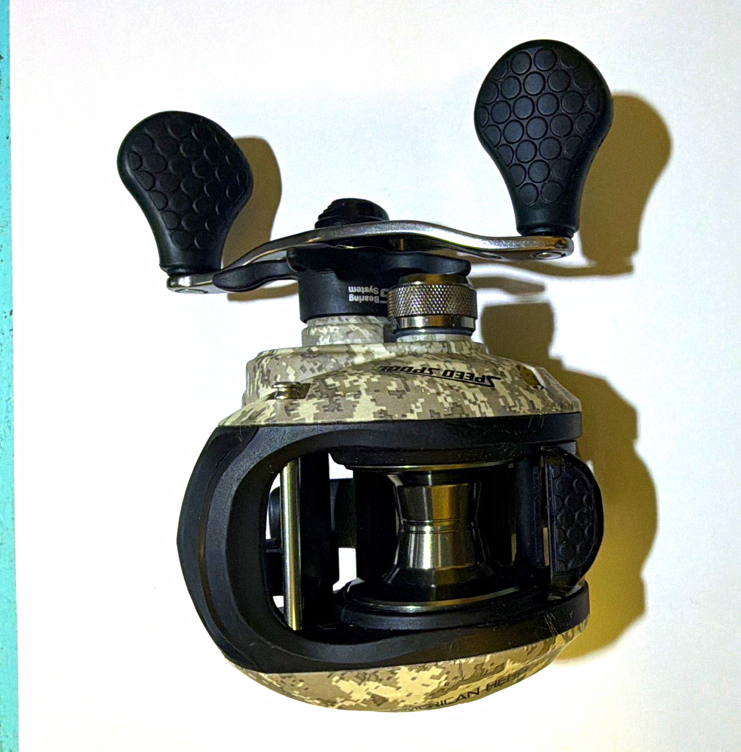 Lew’s Speed Spool SGT Right-Hand Baitcast Reel 7.1:1 6BB Star Drag Camo