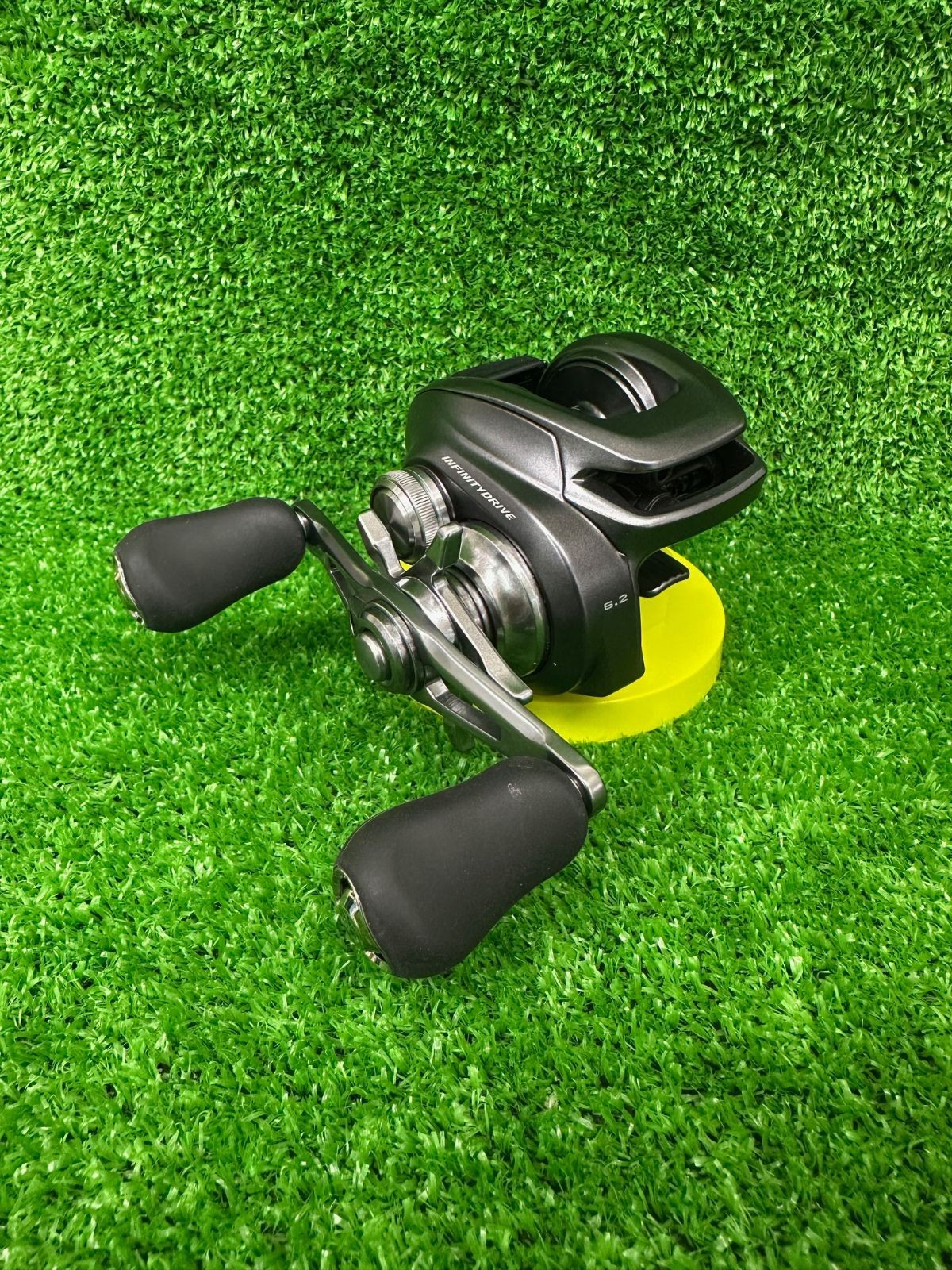 Shimano 22 Bantam MGL Right Handed Baitcasting Reel Used Fishing Japan