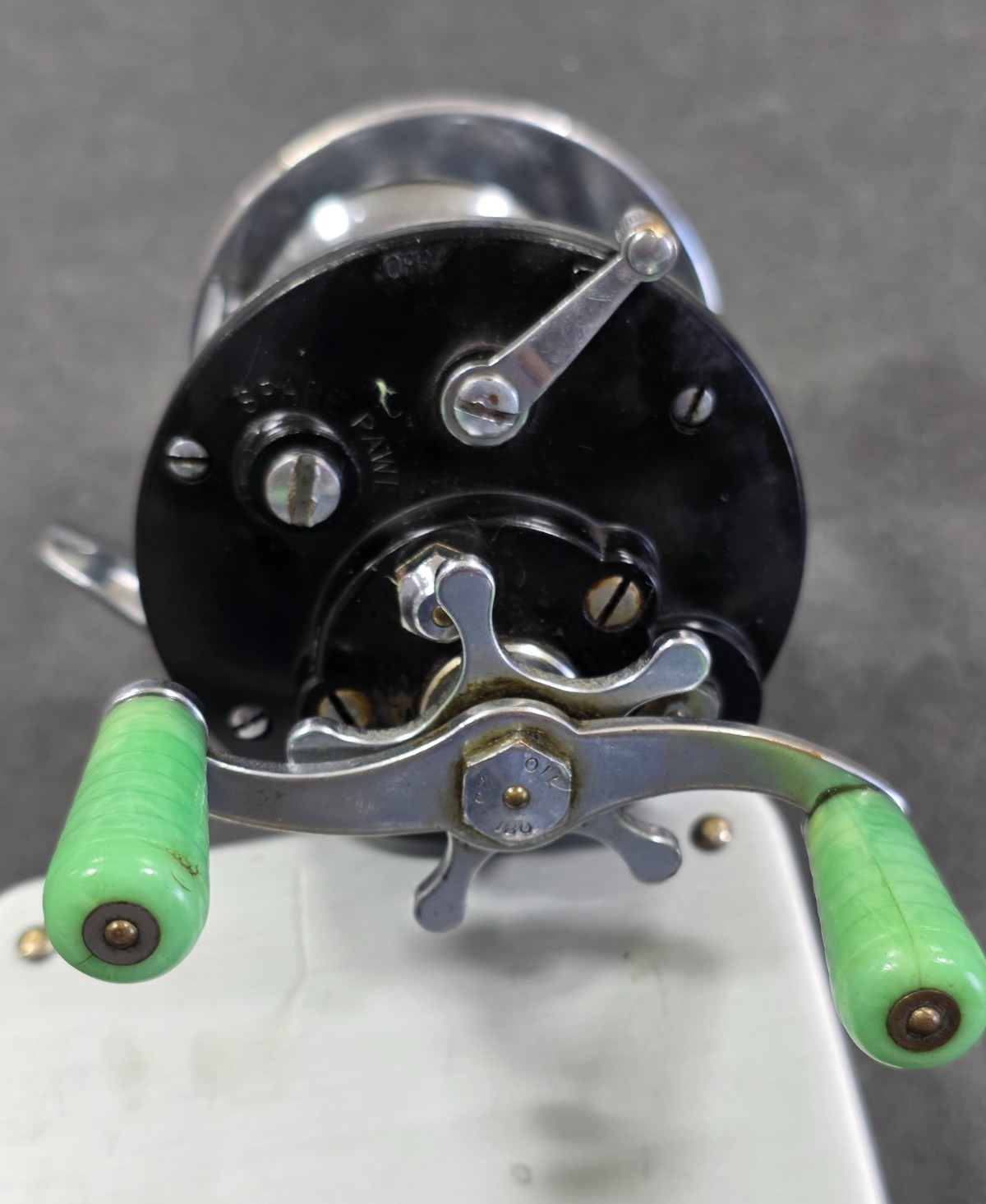 Penn PEER 109 Baitcasting Reel (B)* Level Wind * Green Handle * Made in the USA