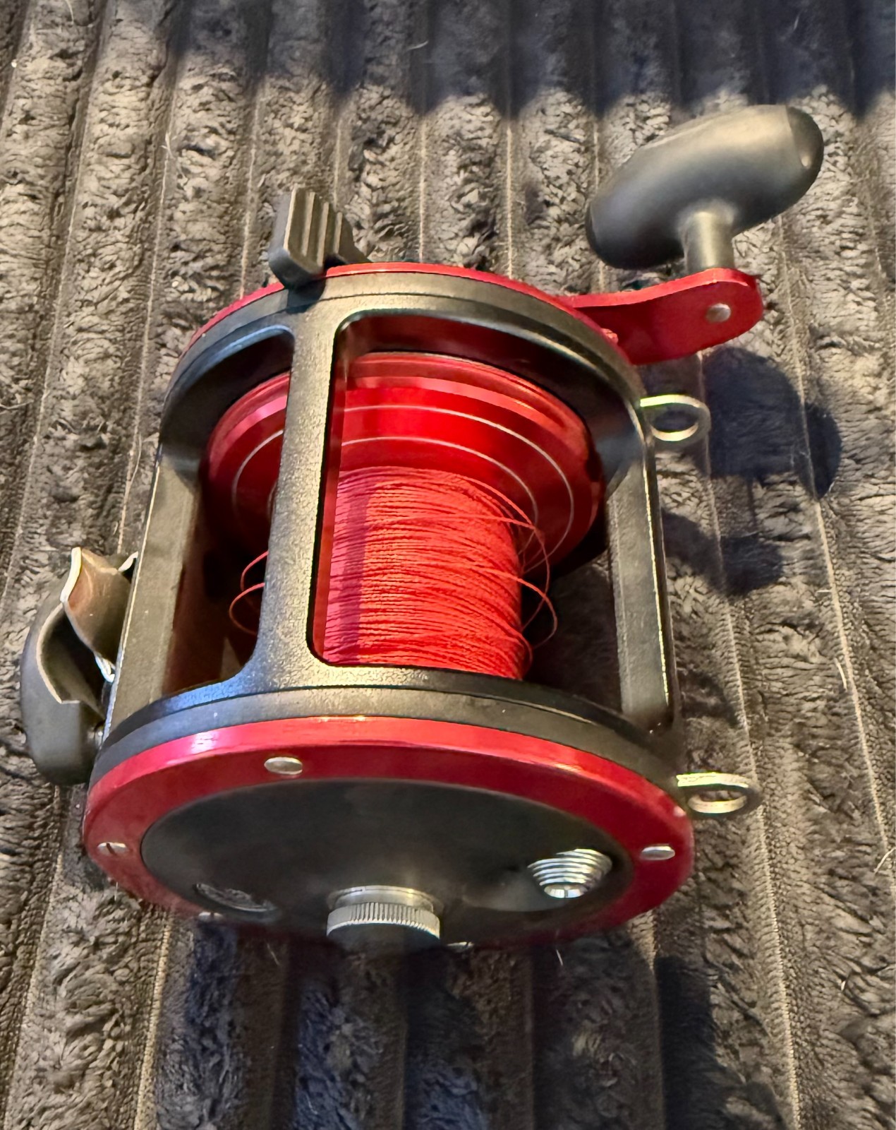 Offshore Angler Seafire Conventional Reel SF6/0. Red Gear Ratio 2.8:1