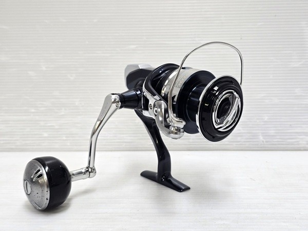 SHIMANO 21 TWIN POWER SW 6000HG Spinning Reel