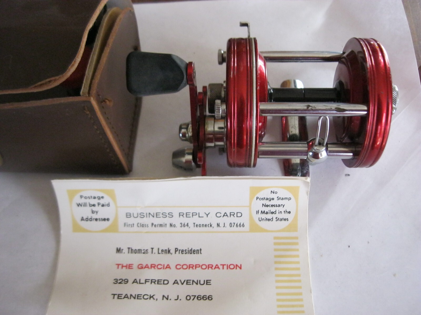 Vintage Garcia Abu Ambassadeur 6000 Red 4 Screw Reel W/ Original Leather Case
