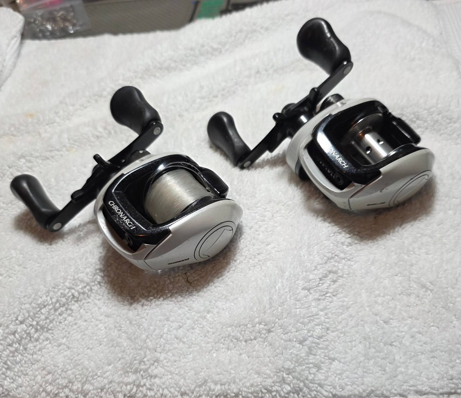2 Shimano Chronarch 200e Baitcaster Fishing Reel. 7 bearing, 6.5:1 gear ratio
