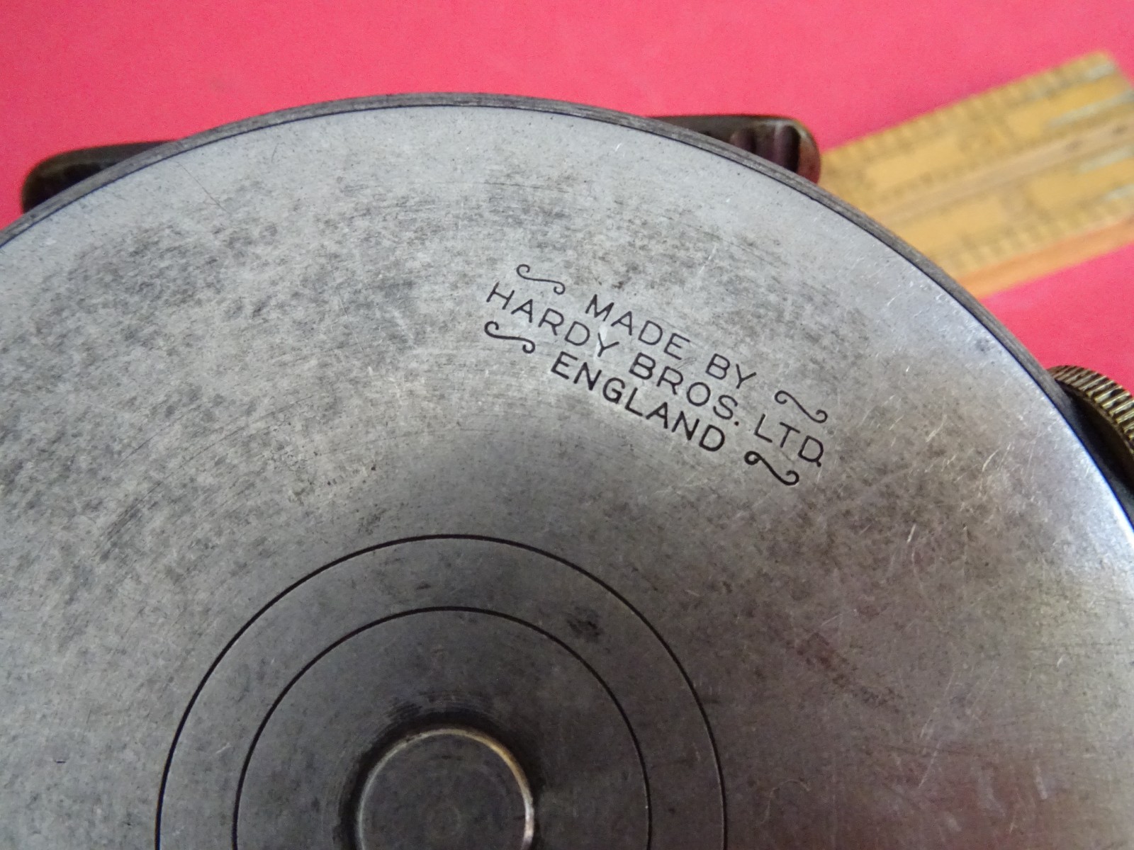 A GOOD VINTAGE HARDY PERFECT 3 3/8″ TROUT FISHING REEL RARE „LIGHTWEIGHT“ MODEL