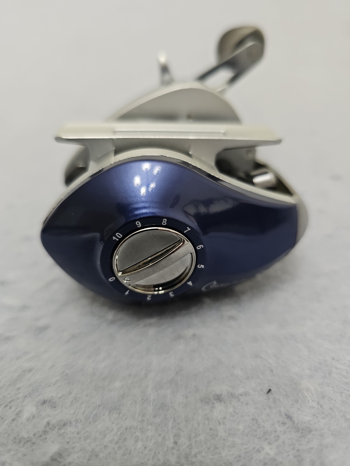Sougayilang LV100 Casting Reel Bait Caster 6:3:1 Gear Ratio 12lbs
