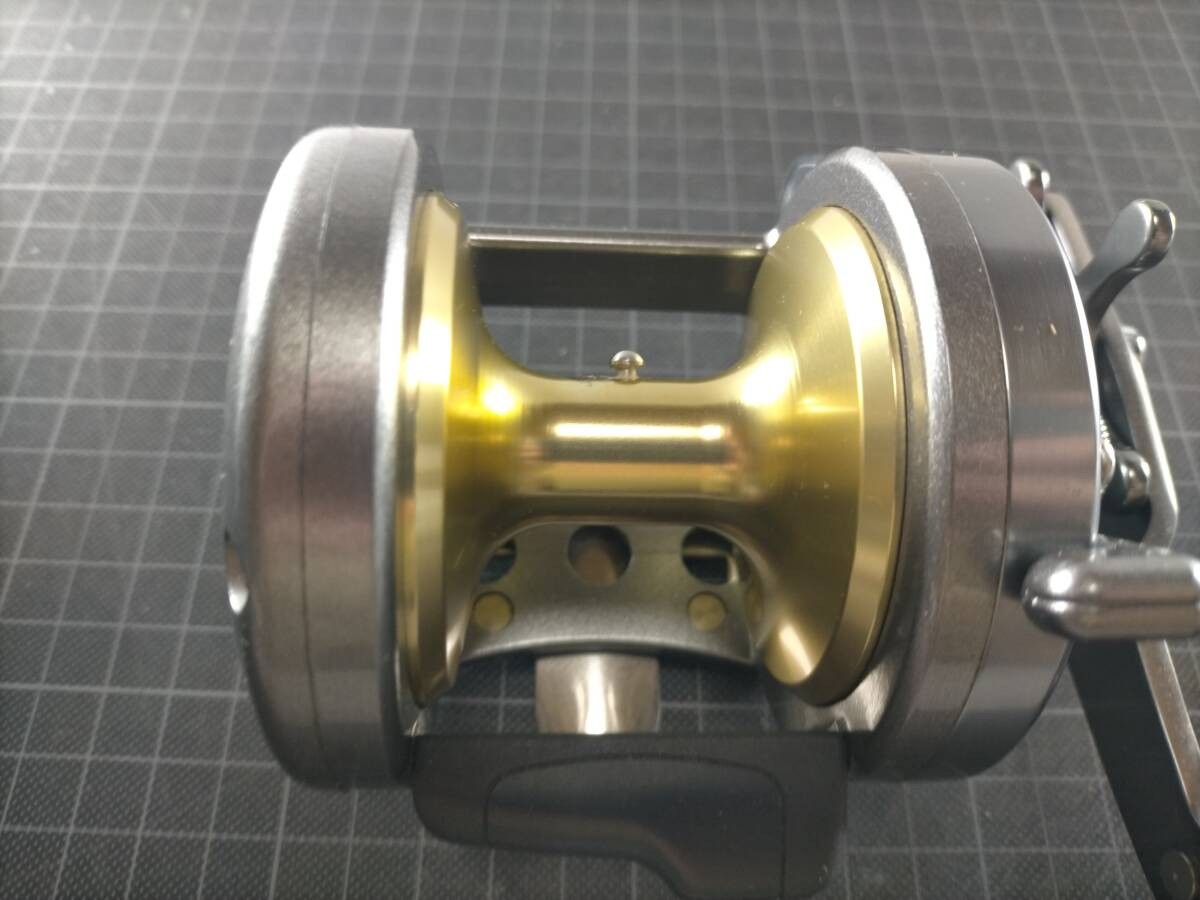 Shimano Ocea Jigger EV 3000PG Power Gear Japan Made Jigging Bait Reel Right Hand