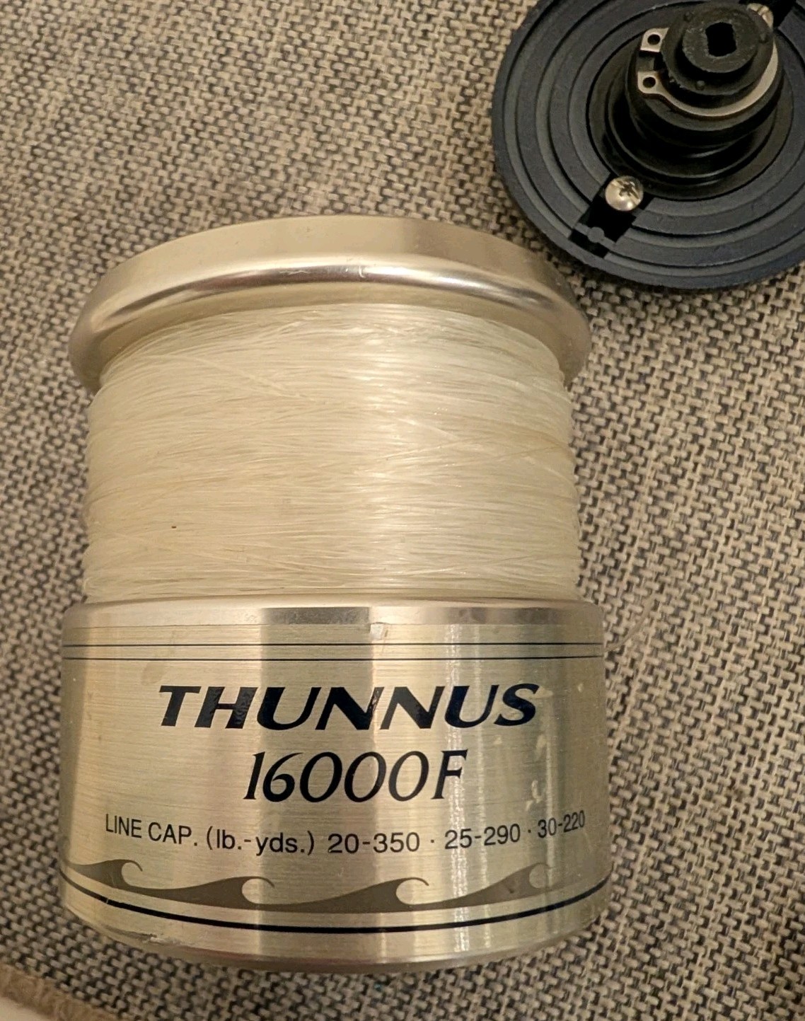 Very Nice Shimano Thunnus 16000F Large Spinning Fishing Reel