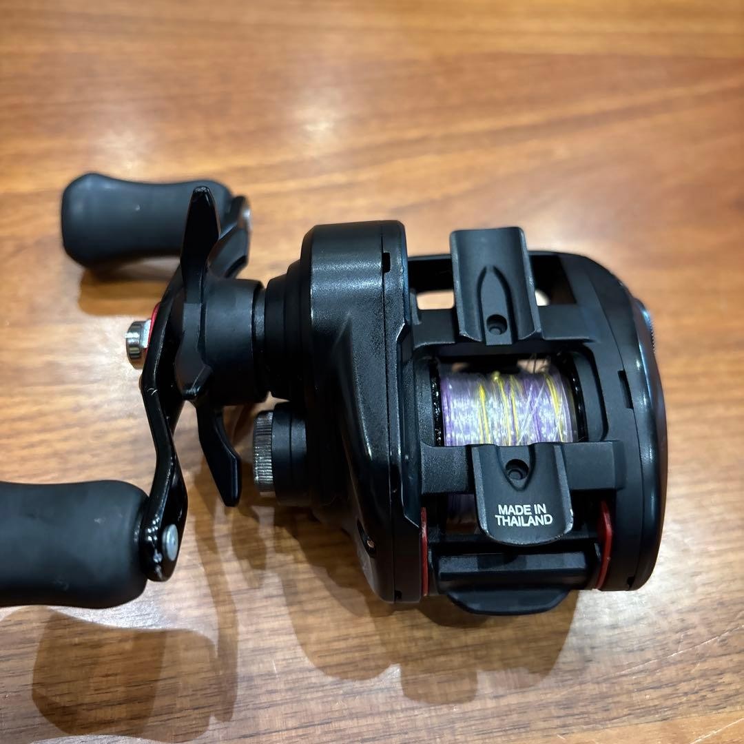 Bait Reel 7.1:1 Gear Ratio Made in Thailand Used
