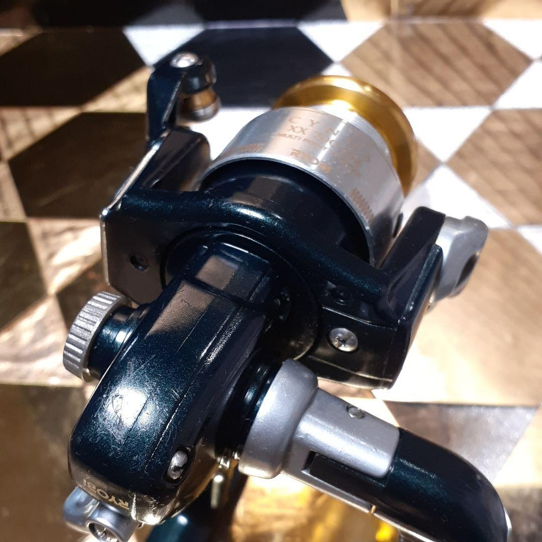 RYOBI CYNOS XX700ZM Vintage Reel Excellent Condition From Japan