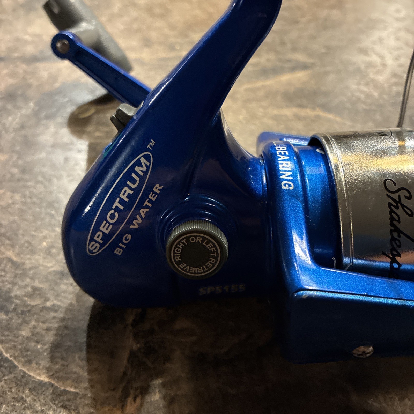 shakespeare fishing reel spectrum big water SP5155 blue working Spin Cast