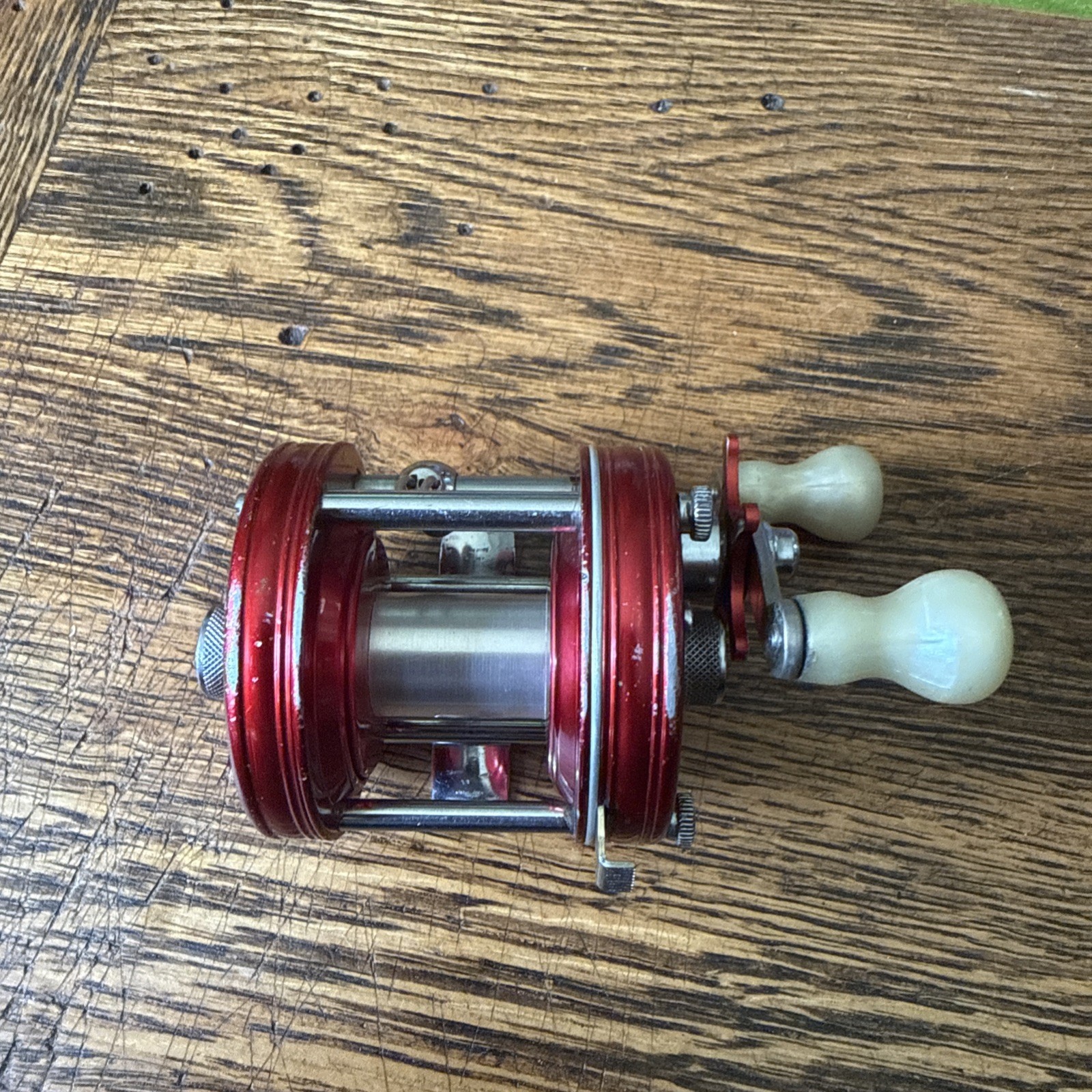 Vintage Abu Ambassadeur 5000 Casting Reel Svangsta Red 4 Screw SN 365435 Sweden