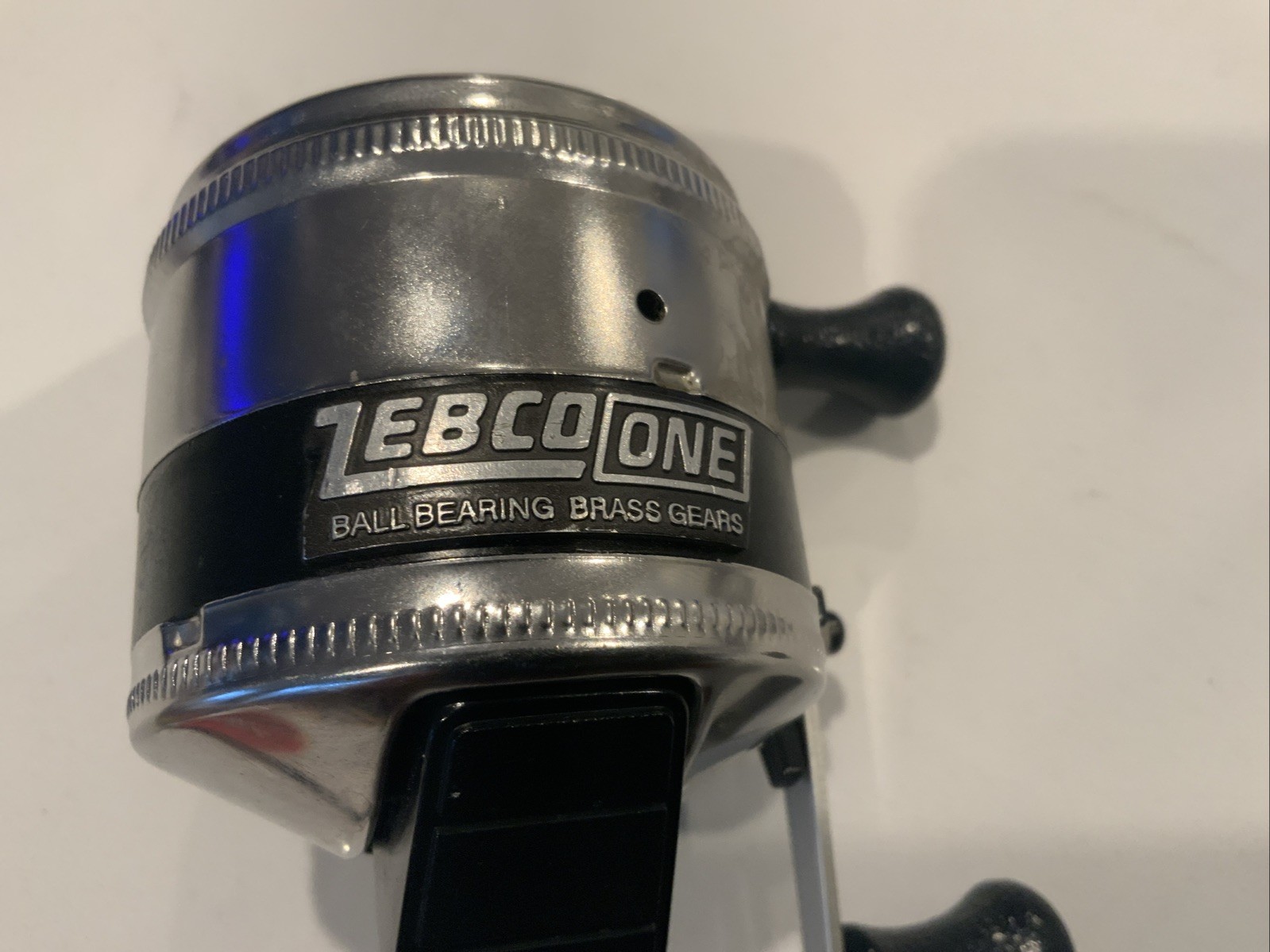 Zebco One Fishing Reel Made in USA Spincast RH Retrieve Brass Gears
