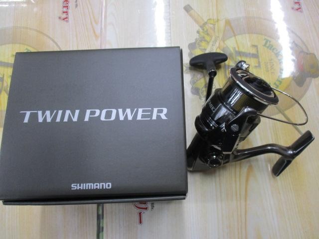 Shimano 24 Twin Power 4000MHG Spinning Reel High Performance Fishing Gear
