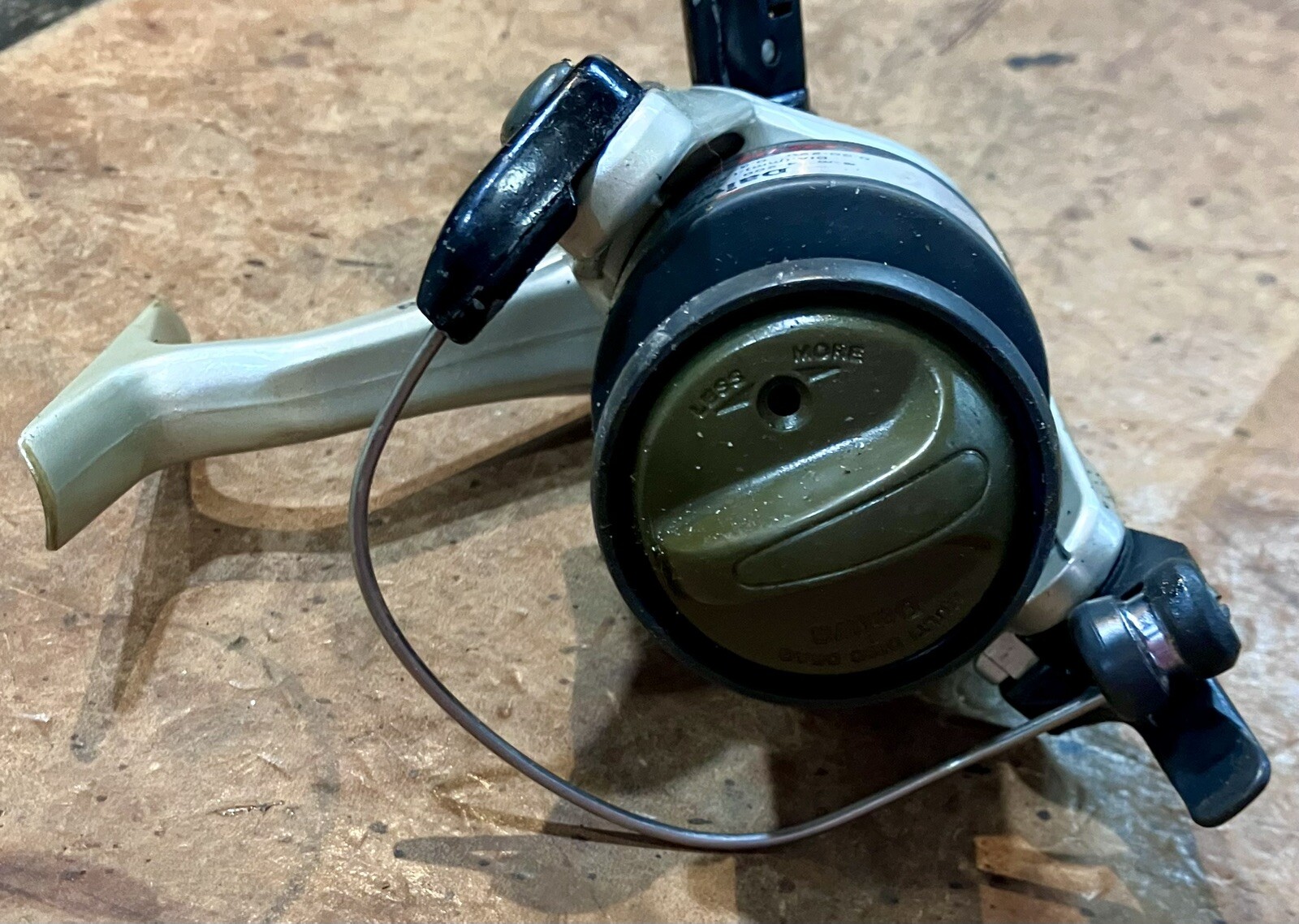 Daiwa • 3505B • Regal-S • Fishing Spinning Reel • Long Cast • Working