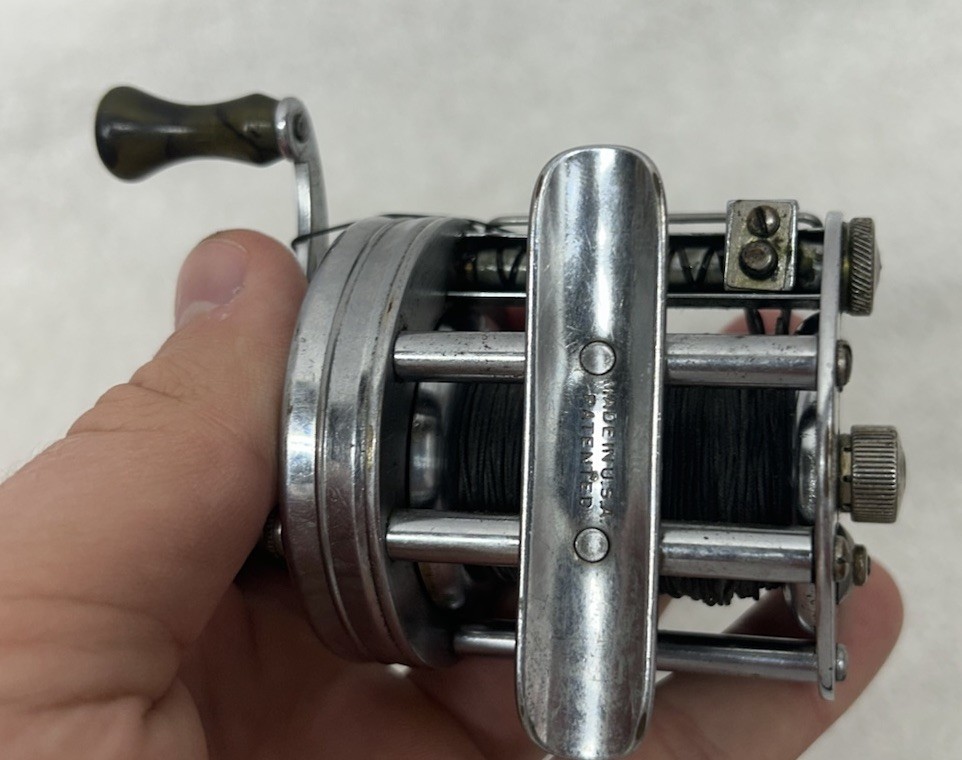 South Bend No. 550 Level Winding Anti Backlash Baitcasting Fishing Reel Tested