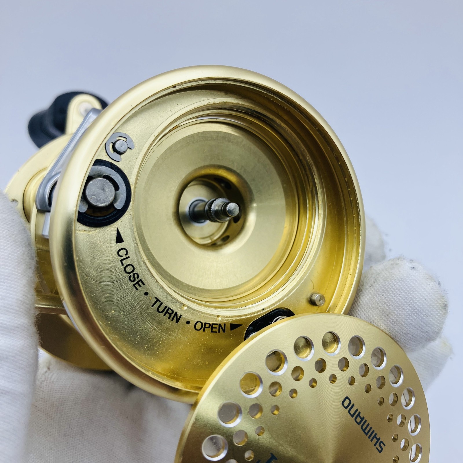„Exc+++++“ Shimano 05 04 CALCUTTA CONQUEST 400F Right Baitcasting Reel s0537