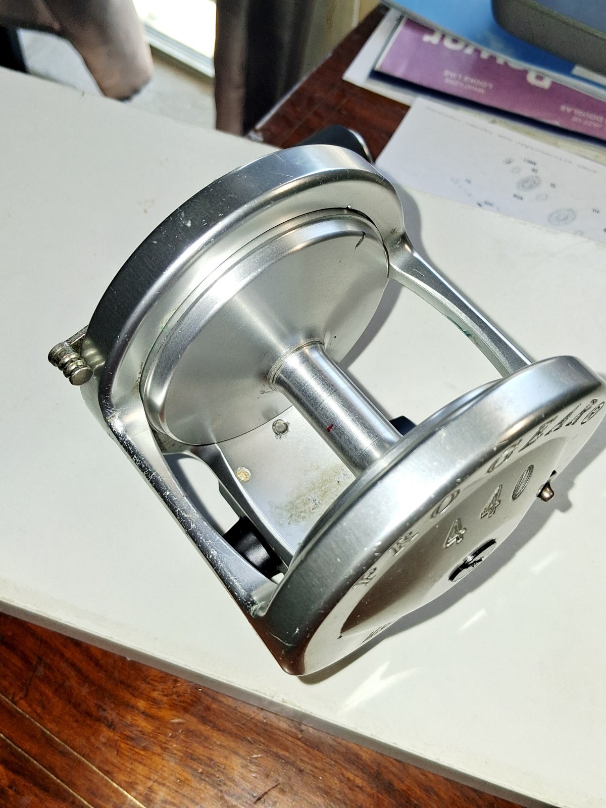 PRO GEAR FISHING REEL 440 ALL SILVER W/OVERSIZED HANDLE. Penn 4/0 Like.