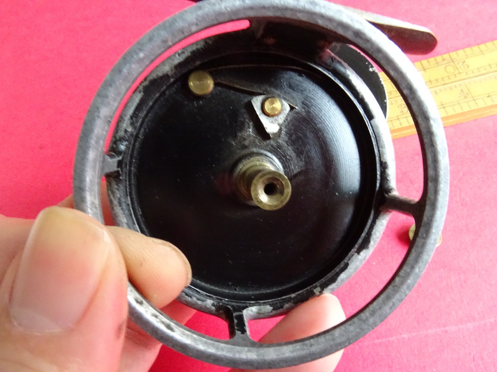 A RARE VINTAGE UNNAMED HARDY MADE NO.1 2 7/8″ TRADE PATTERN TROUT FLY REEL