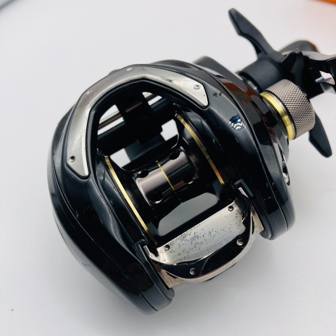 Daiwa Daiwa BASS X80SH bait reel 64240809G02S