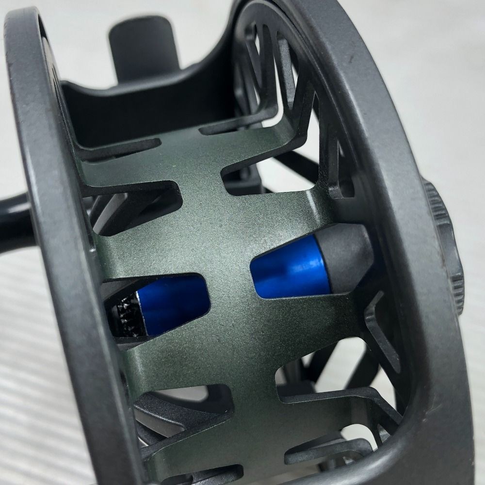 TIEMCO Fly Reel Oracle MA 7/8 Iron Grey