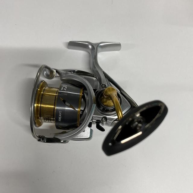 21 Daiwa Freams LT3000C Spinning Fishing Reel