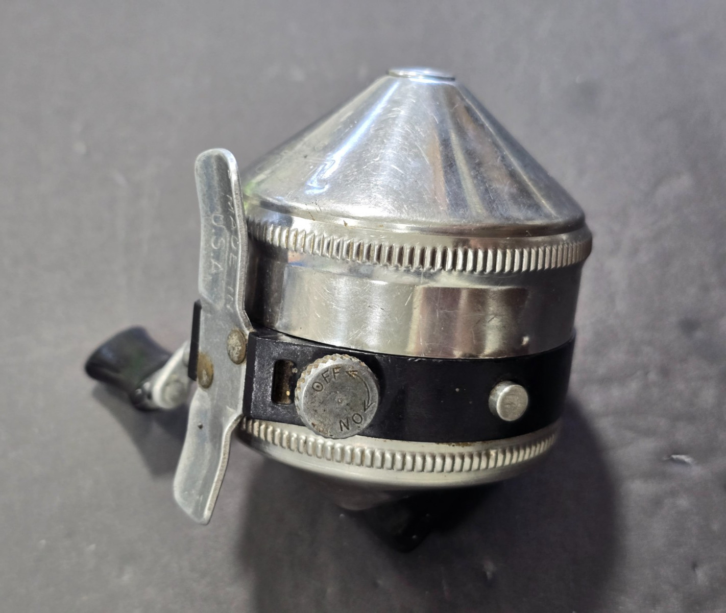 Zebco 33 Vintage Spincast Reel *Made in the USA