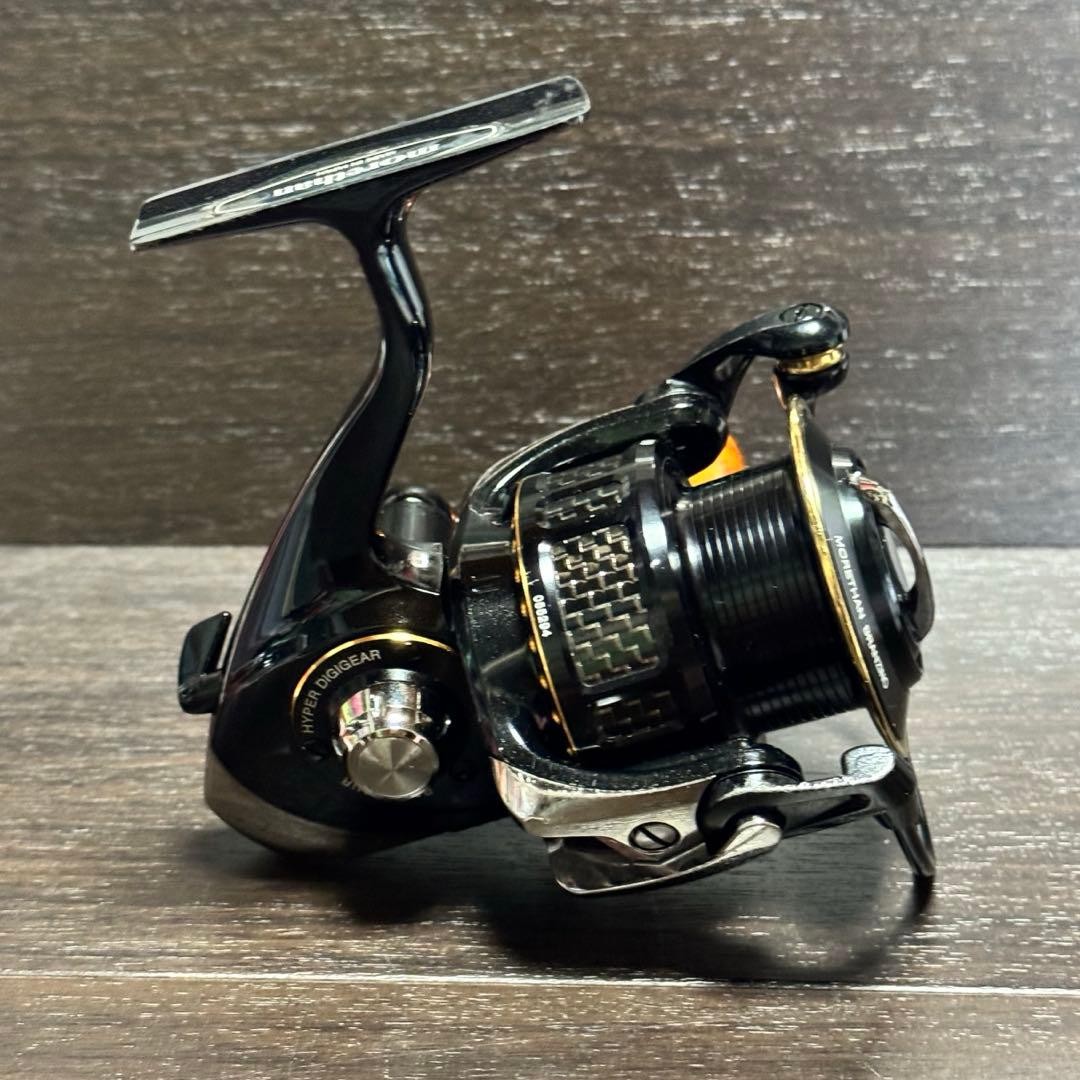 Daiwa Morethan Branzino 3000 Wood Knob Spinning Reel Japan Used