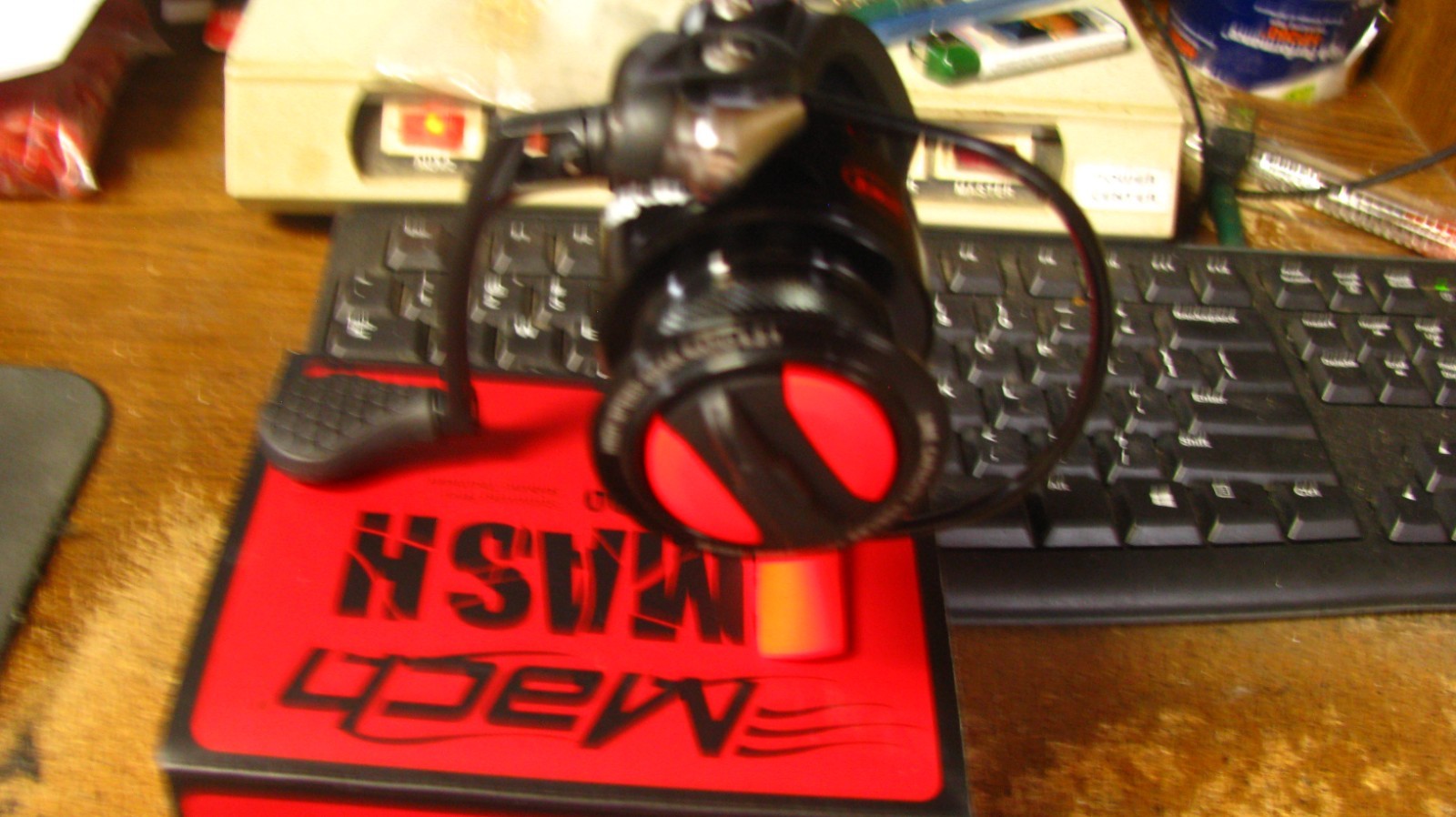 Lews Mach „smash“ spinning reel, nib, 8 bearings, MHS200, free shipping