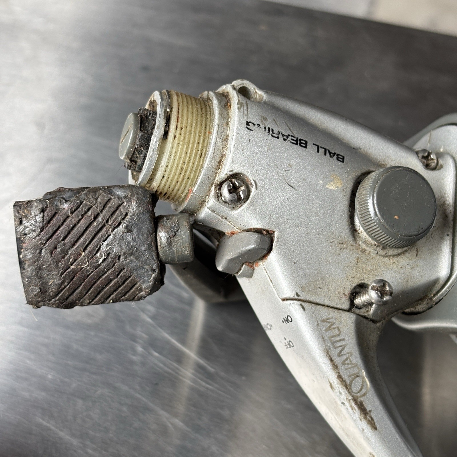 Vintage Zebco Quantum Snapshot SS4 Spinning Fishing Reel | Works NEEDS CLEANING