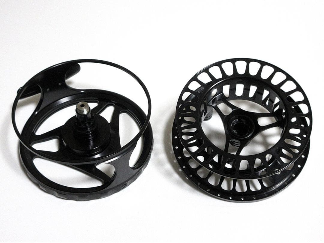 KenCube Scierra Sierra TX2 9/11 Fly Reel Right or Left Hand Retrieve