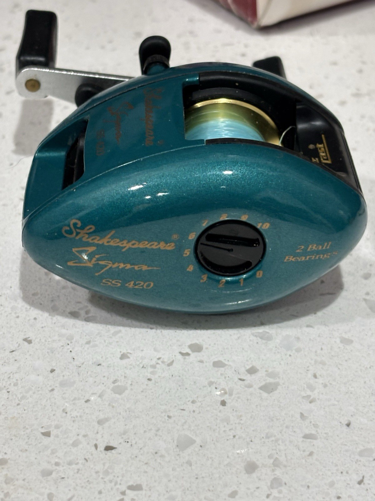 Shakespeare Sigma SS 420 Ez Cast Bait Caster Reel