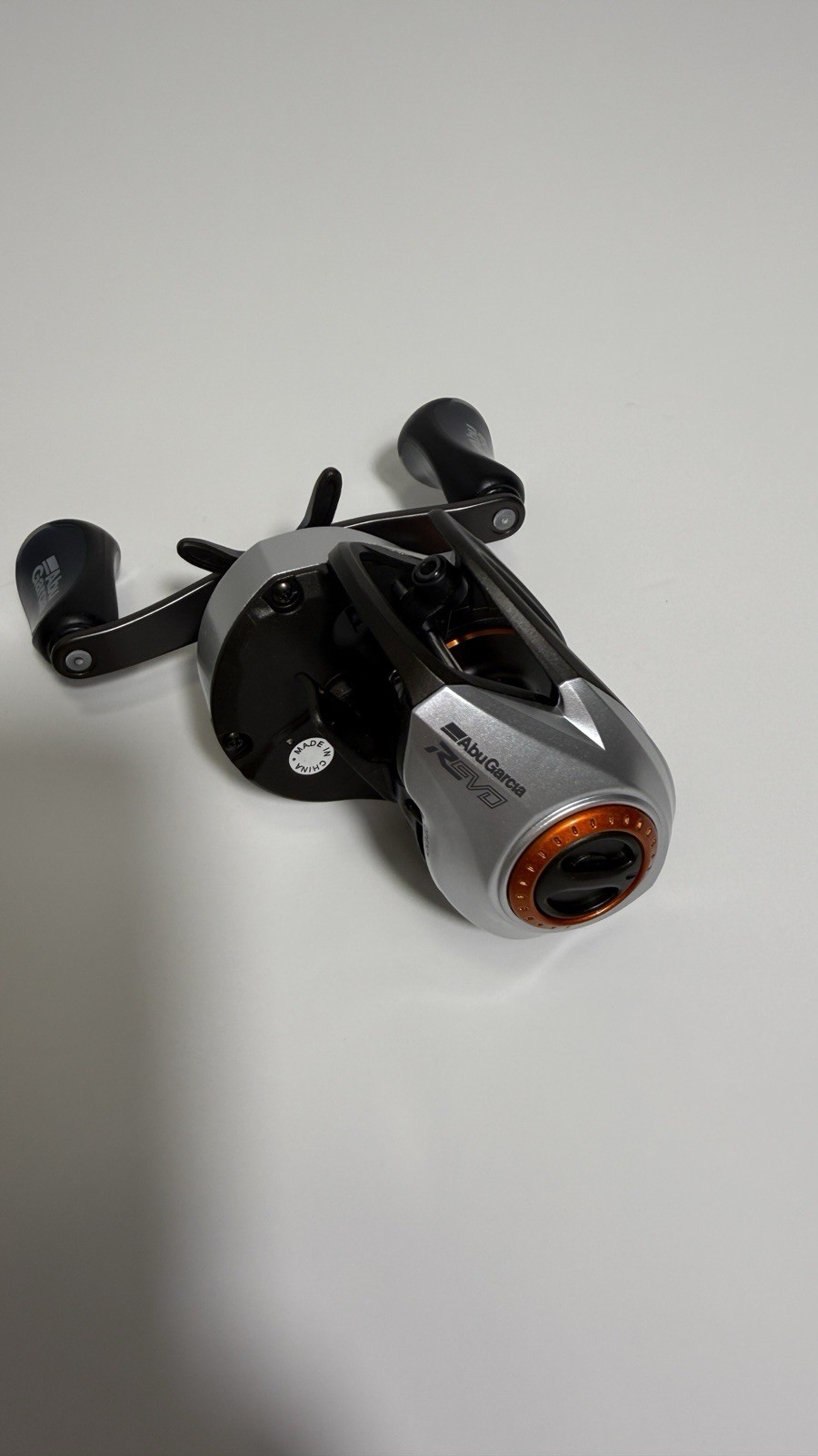 Abu Garcia Revo 5X Low Profile Baitcasting Reel – Right Hand Retrieve