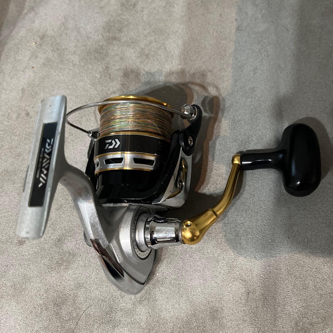 Daiwa Crest 3500 Spinning Reel Black/Gold 1.2-200m Used