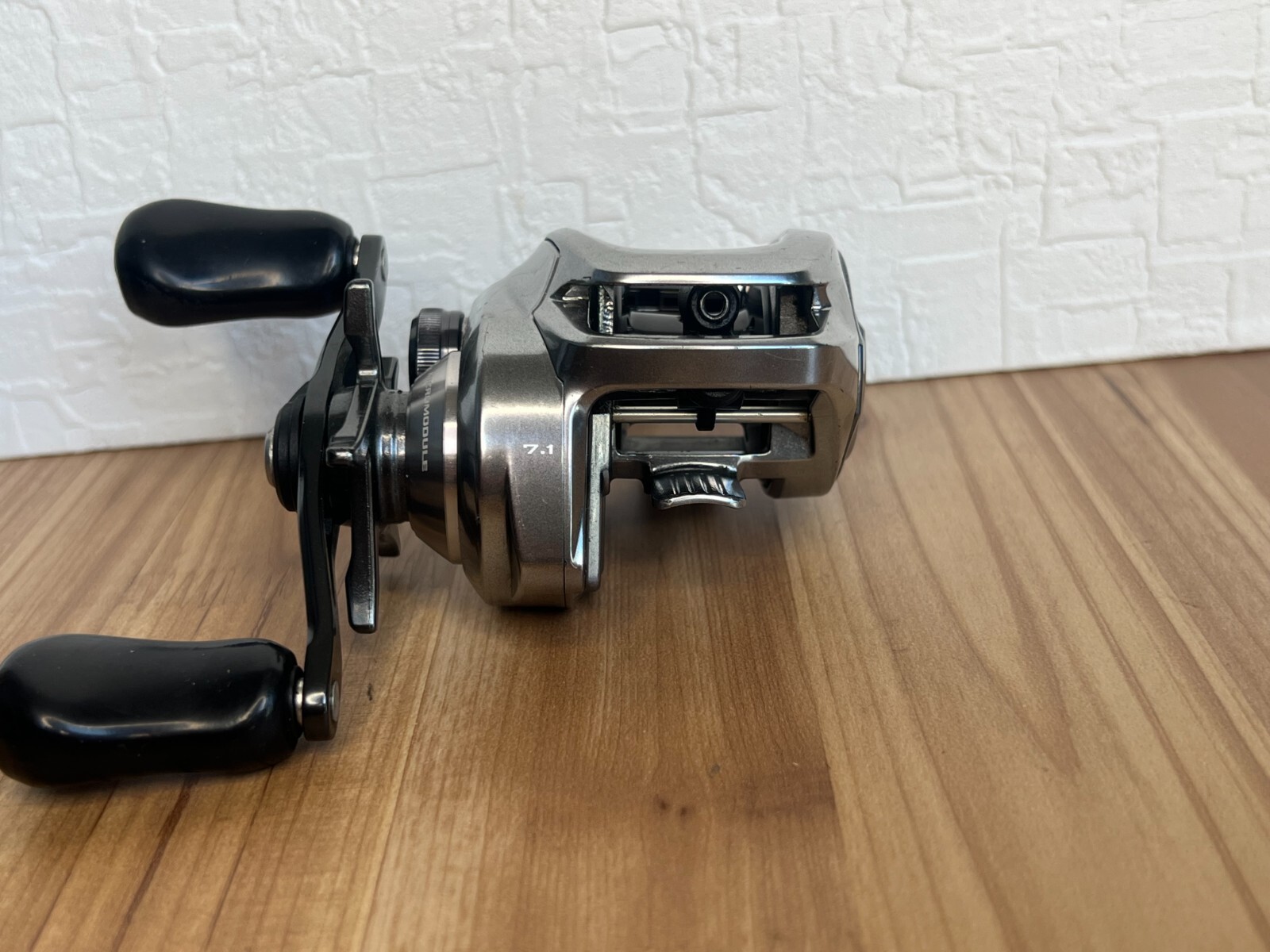 Shimano 18 Bantam MGL HG Right Baitcasting reel 7.1:1 Gear Very Good From Japan