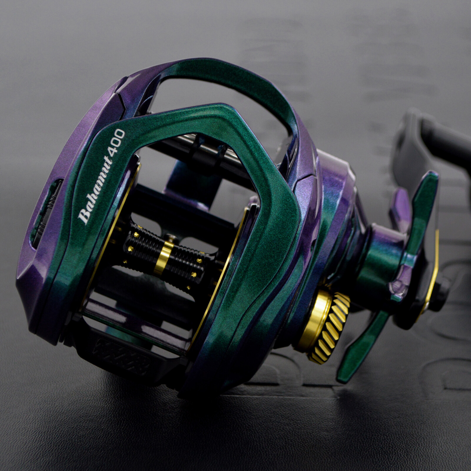 CAMEKOON Bahamut 400 Baitcast Reel Chameleon Color Wider Frame Saltwater Fishing