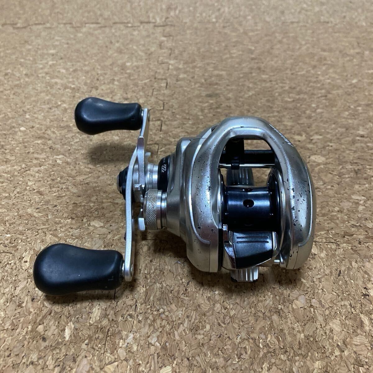 Shimano Metanium MGL HG LEFT 2016 handl Bait Casting 7.4:1 Reel From Japan