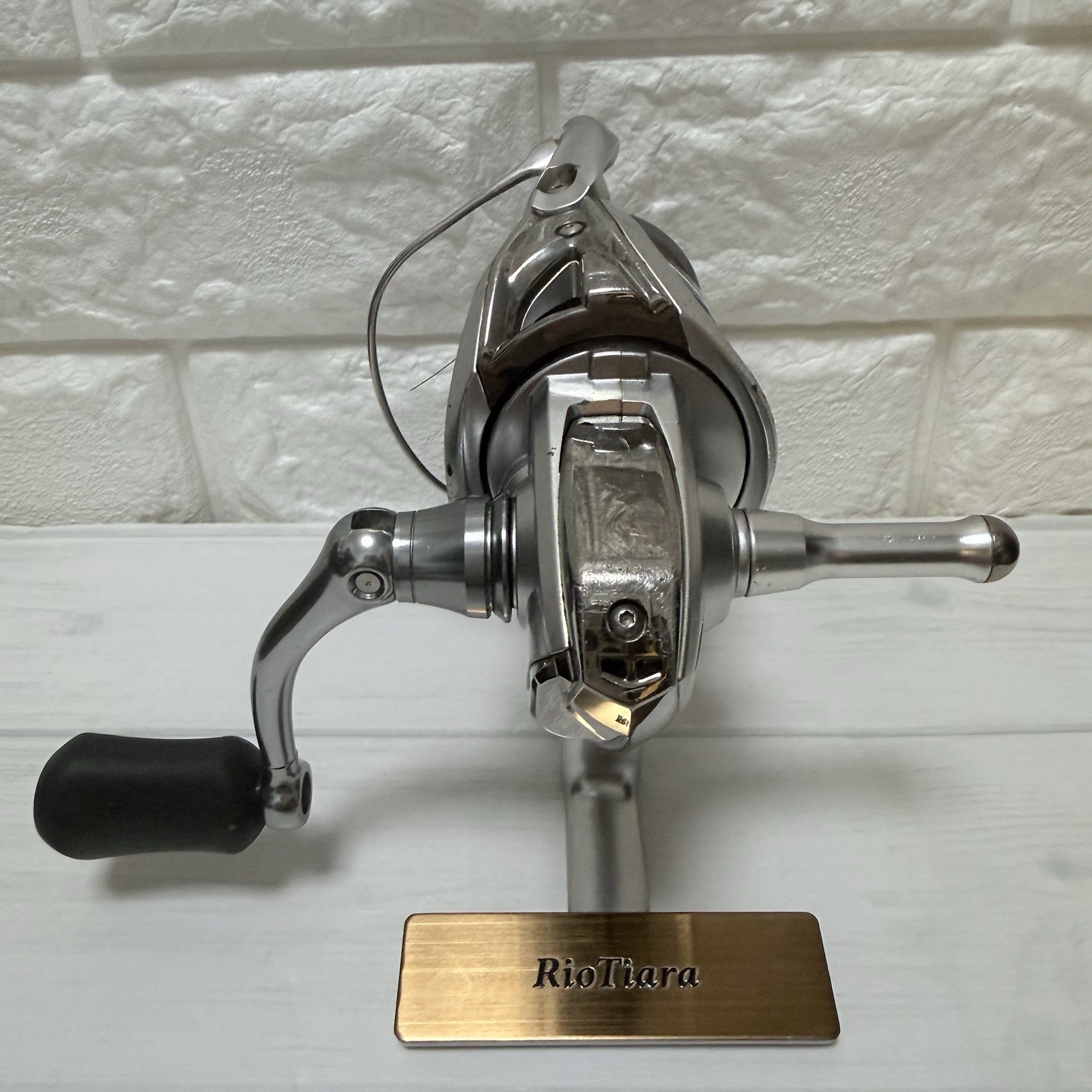 Shimano 15 Stradic 2500S Spinning Reel w/ Reel Stand Exc JDM Bass Fishing LureS