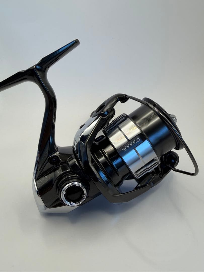 SHIMANO 23 Vanquish C2000S Spinning Reel Used JDM Japan
