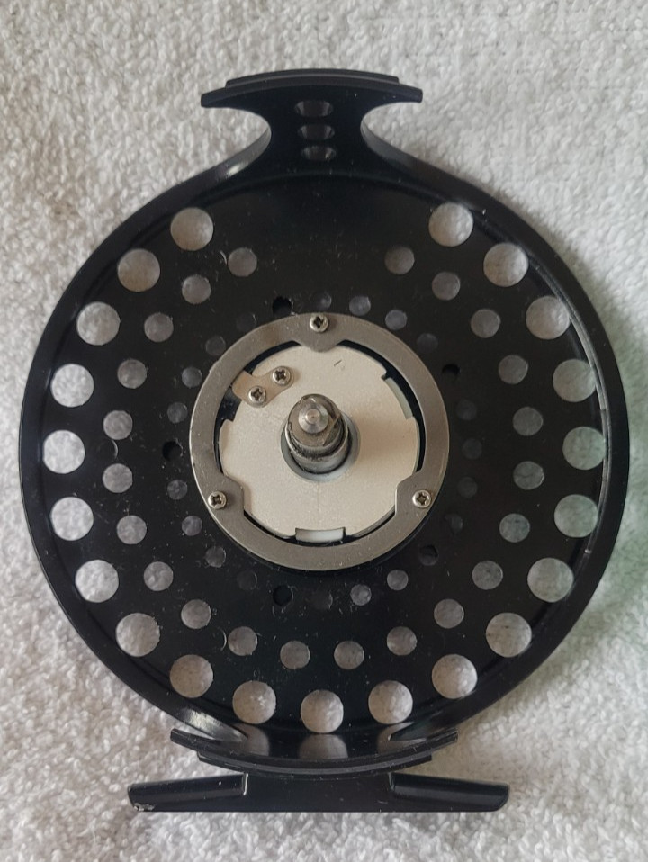 Okuma Integrity I 10/11 Fly Fishing Reel New in Original Box with paperwork